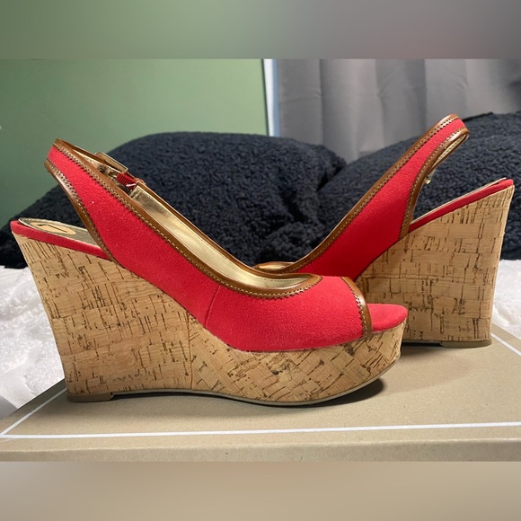 Red Platform Wedge Sz 7 Lk New - Picture 3 of 5